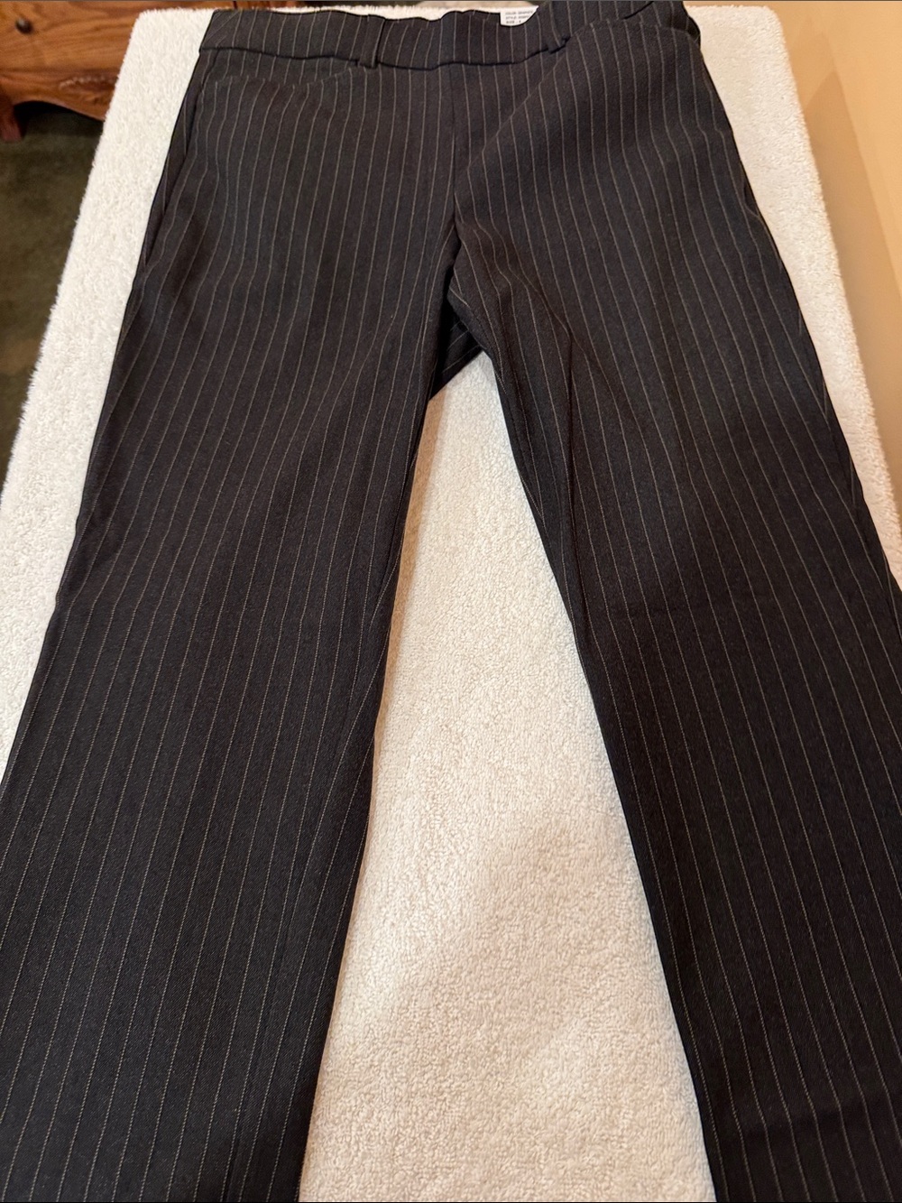Rafaella Black Pinstripe Cropped Dress Pants
